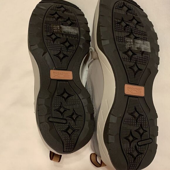 ROCKPORT XCS Spruce Peak with tie free laces/slip on - Picture 8 of 16